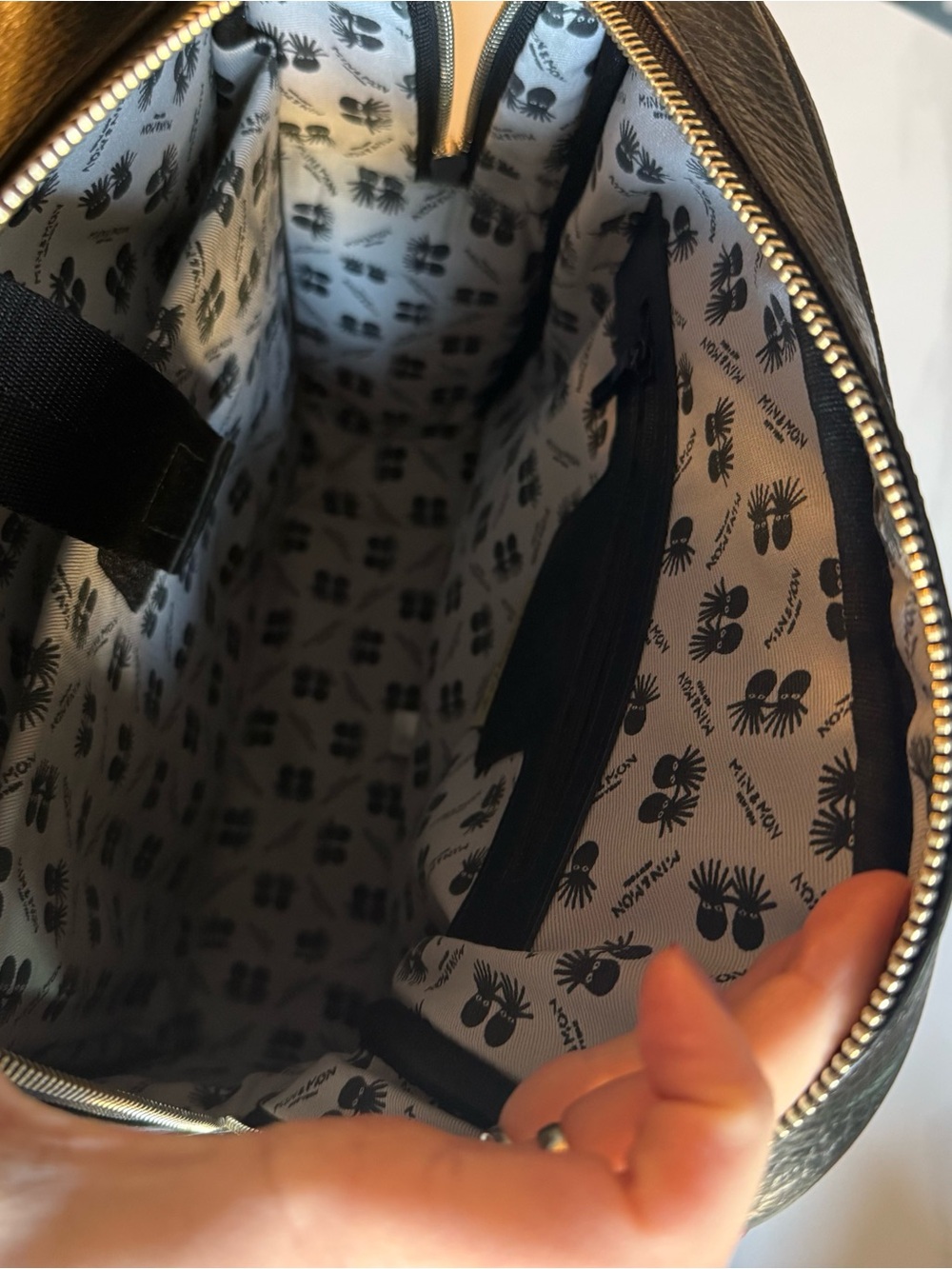 MIN & MON Leather Backpack - Picture 4 of 6